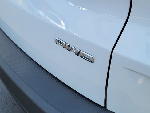 Certified 2022 Ford Escape SE w/ SE Sport Appearance Package AWD/4WD image 27
