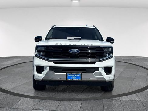 Used 2025 Ford Expedition Max Platinum w/ Driver's Package AWD/4WD image 11