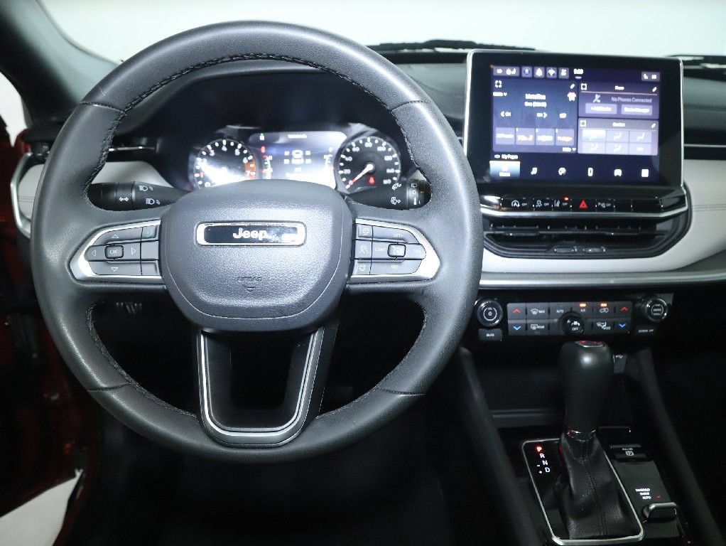 Used 2025 Jeep Compass Limited AWD/4WD image 31