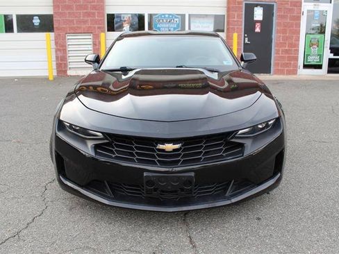 Used 2022 Chevrolet Camaro LT RWD image 8