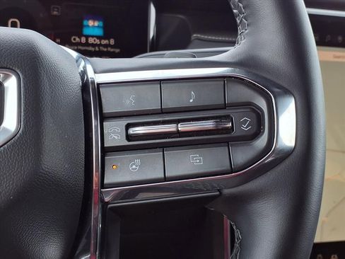 Certified 2025 GMC Acadia Elevation image 15