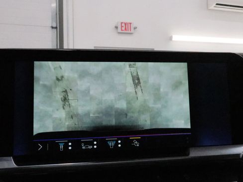 Used 2024 Chevrolet Silverado 2500 LT w/ Z71 Sport Edition image 23