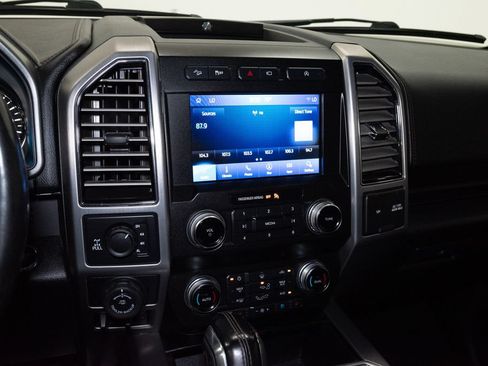 Used 2020 Ford F150 Platinum w/ Equipment Group 701A Luxury AWD/4WD image 18