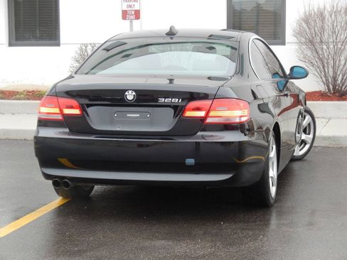 Used 2009 BMW 328i xDrive Coupe AWD/4WD image 16