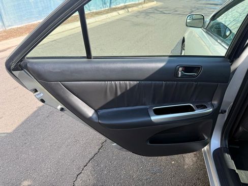 Used 2005 Toyota Camry SE image 17