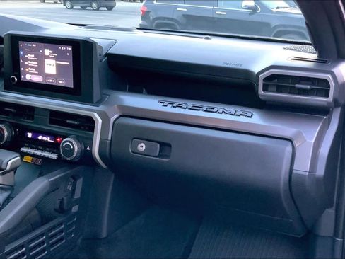 Used 2024 Toyota Tacoma SR5 image 18