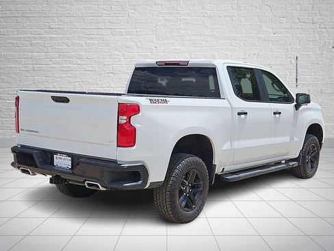 Used 2024 Chevrolet Silverado 1500 LT Trail Boss w/ Protection Package AWD/4WD image 4