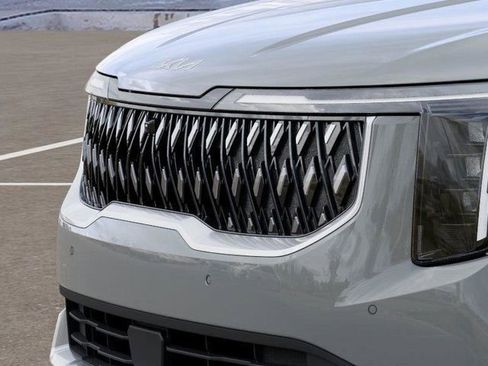 New 2026 Kia Carnival EX FWD image 12