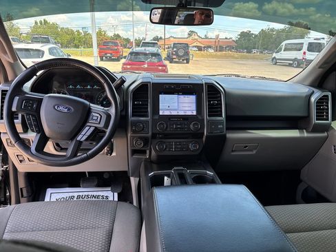 Used 2018 Ford F150 XLT w/ Equipment Group 302A Luxury AWD/4WD image 14