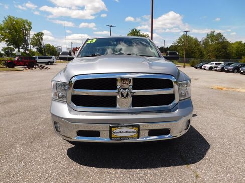 Used 2023 RAM 1500 Classic SLT w/ Trailer & Traction Group RWD image 3
