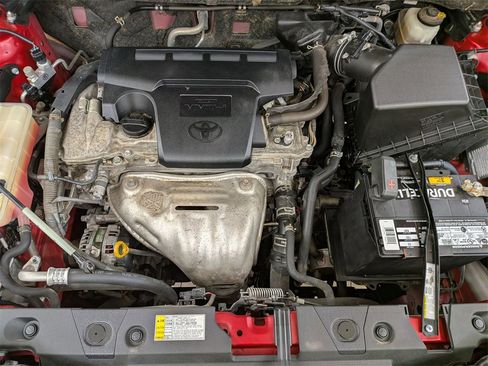 Used 2016 Toyota RAV4 XLE image 37