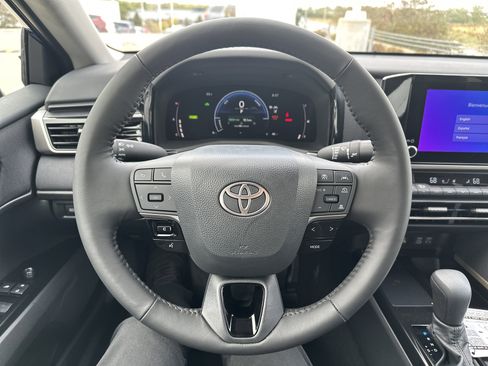 New 2026 Toyota Camry LE w/ Convenience Package image 16