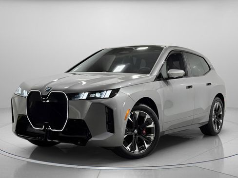 New 2026 BMW iX xDrive60 w/ M Sport Package image 2