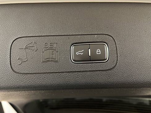 Used 2026 Lincoln Aviator Reserve w/ Illumination Package image 39