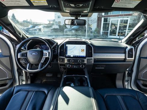 Used 2022 Ford F450 Platinum w/ FX4 Off-Road Package image 13