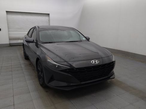 Used 2023 Hyundai Elantra SEL image 13