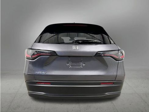 New 2026 Honda HR-V LX image 4
