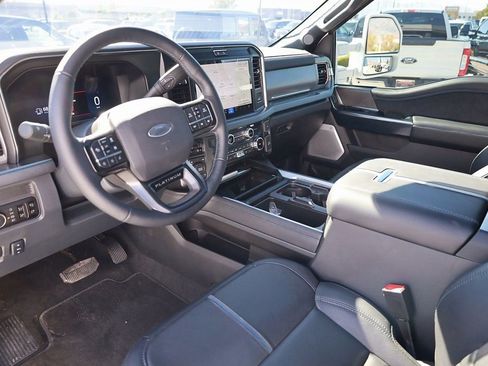 Used 2025 Ford F350 Platinum AWD/4WD image 12
