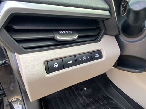 Used 2020 Nissan Altima 2.5 SV image 17