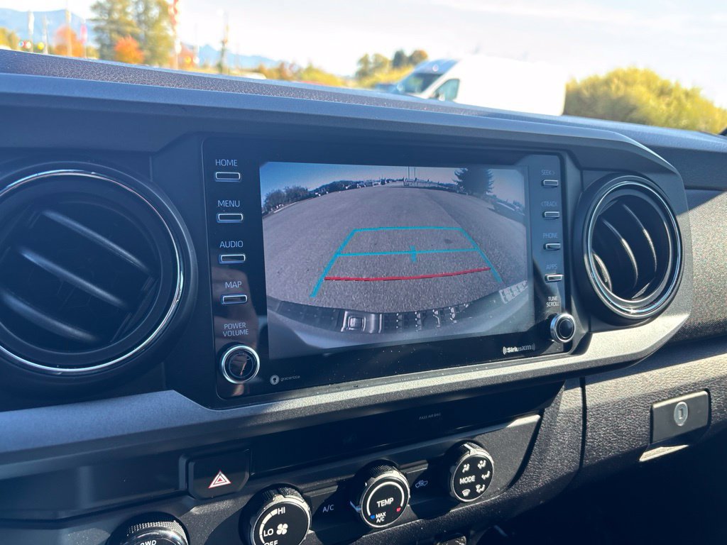 Used 2020 Toyota Tacoma TRD Off-Road AWD/4WD image 17