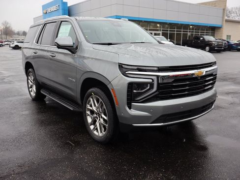 New 2026 Chevrolet Tahoe LS image 2