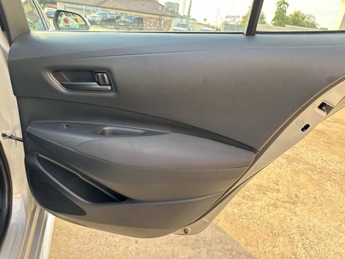 Used 2024 Toyota Corolla LE image 19