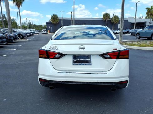 Certified 2023 Nissan Altima 2.5 SR image 5