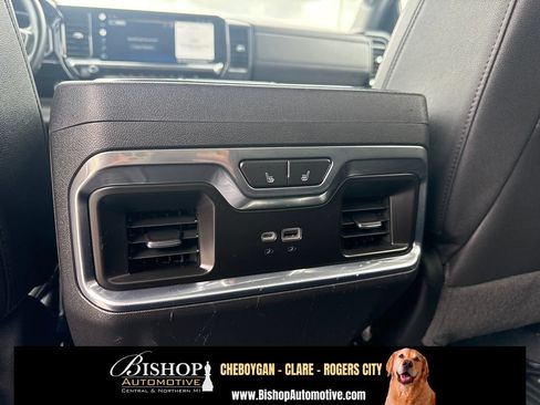 Used 2022 Chevrolet Silverado 1500 LTZ AWD/4WD image 17