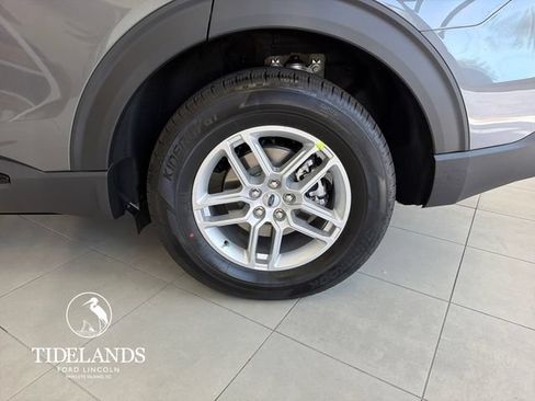 New 2026 Ford Explorer Active w/ Active Comfort Package RWD image 31