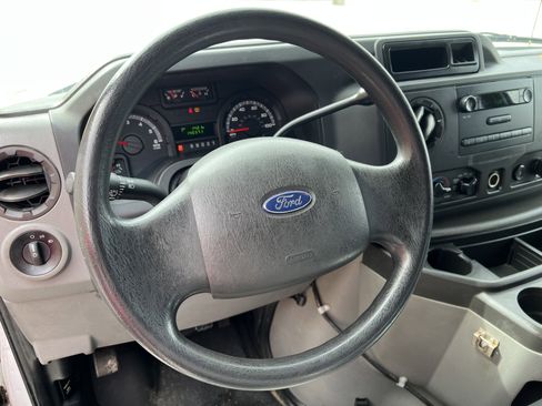 Used 2011 Ford E-250 and Econoline 250 w/ PWR Group image 21