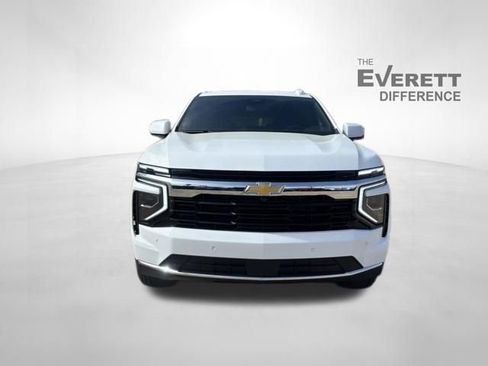 New 2026 Chevrolet Suburban LS w/ Max Trailering Package AWD/4WD image 2