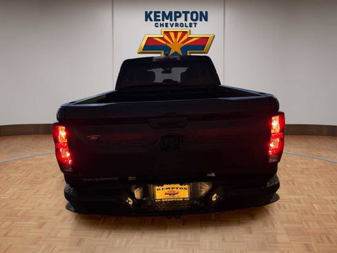 Used 2024 Chevrolet Colorado Trail Boss image 5
