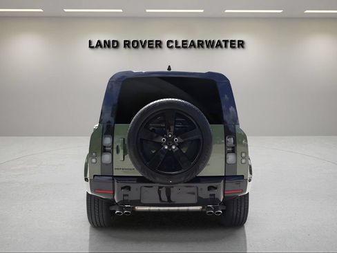 New 2026 Land Rover Defender 110 X-Dynamic SE AWD/4WD image 4