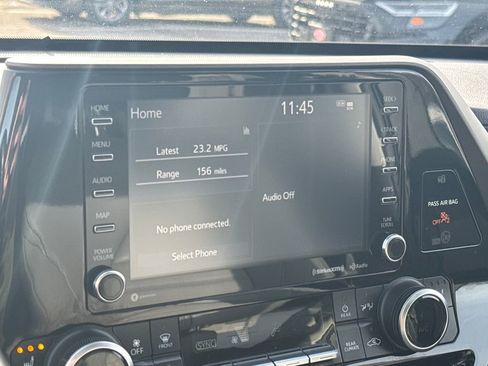 Used 2022 Toyota Highlander XLE image 24