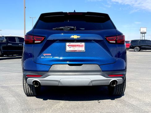 Used 2023 Chevrolet Blazer LT w/ Driver Confidence Package image 4