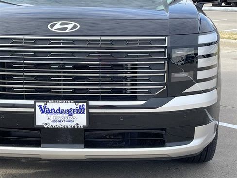 Used 2026 Hyundai Palisade Calligraphy image 7