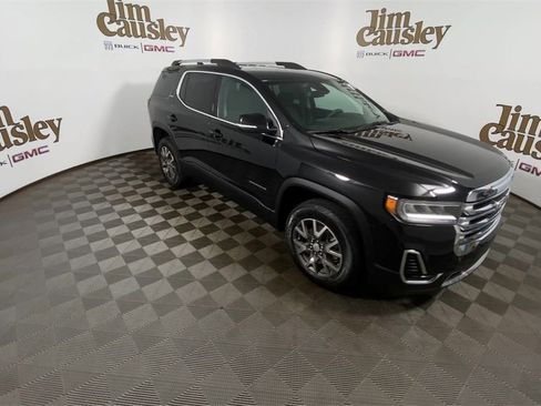 Used 2023 GMC Acadia SLE w/ Driver Convenience Package image 2