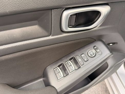 Used 2023 Honda Civic Sport image 18