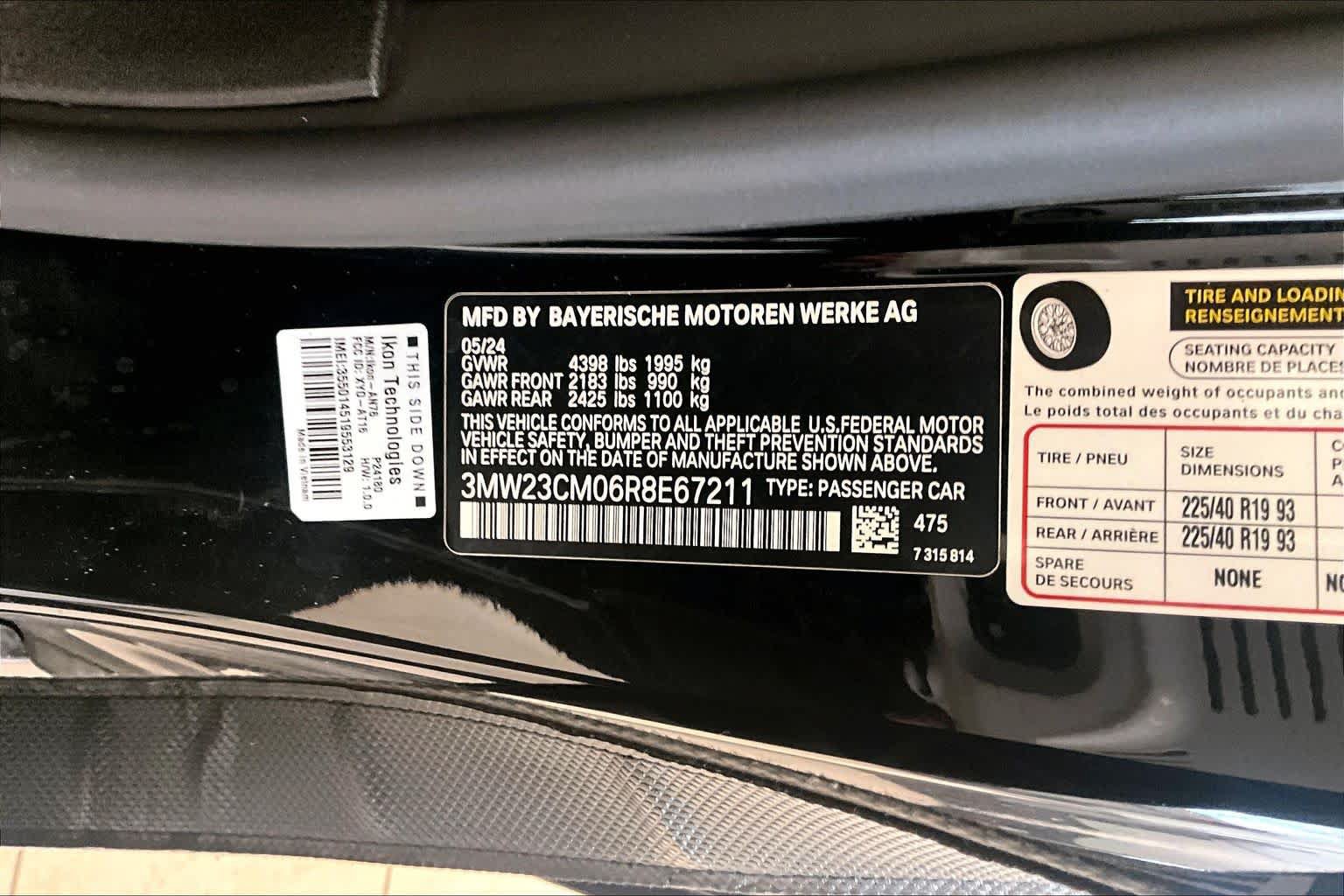 Used 2024 BMW 230i Coupe w/ Convenience Package RWD image 30