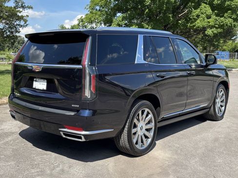 Used 2024 Cadillac Escalade Premium Luxury Platinum AWD/4WD image 3