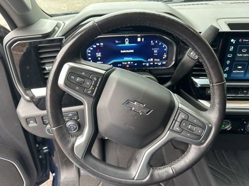 Used 2022 Chevrolet Silverado 1500 RST image 17