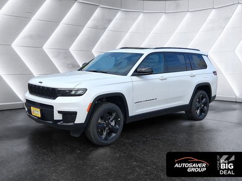 New 2025 Jeep Grand Cherokee L Altitude image 1