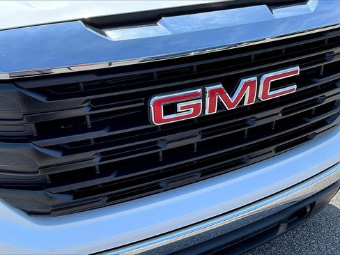 Used 2025 GMC Sierra 1500 Pro w/ Pro Value Package image 34