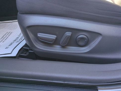 Certified 2021 Toyota Camry LE image 19