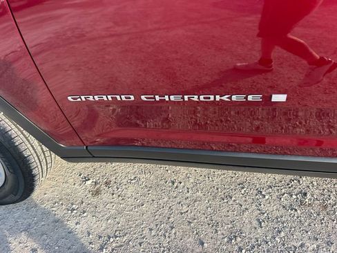 New 2026 Jeep Grand Cherokee Laredo AWD/4WD image 55