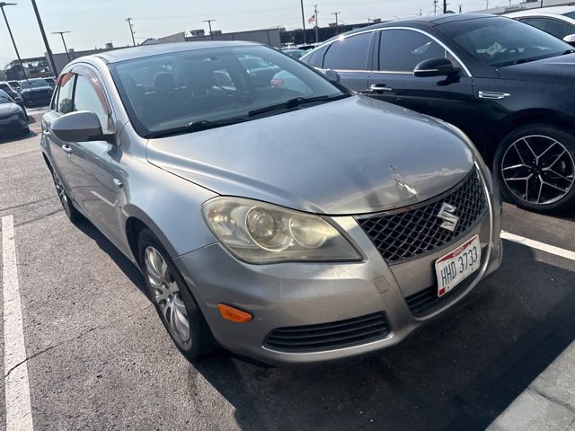 Used 2010 Suzuki Kizashi SE FWD image 1