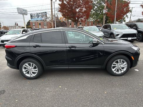 New 2025 Buick Envista Preferred w/ Convenience II Package image 8