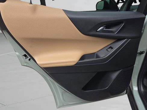 Used 2025 Chevrolet Equinox ACTIV w/ Convenience Package III image 29