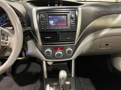 Used 2013 Subaru Forester 2.5X Limited image 29