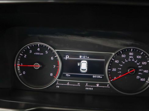 Used 2023 Kia Sorento LX image 15